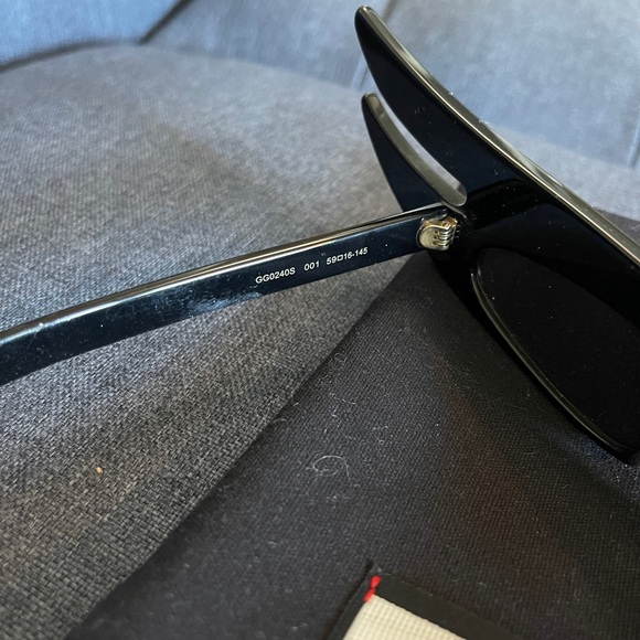 Gucci - Rectangular Angle Acetate Sunglasses with Crystals - Turtle - Eyewear - Picture 2 of 7